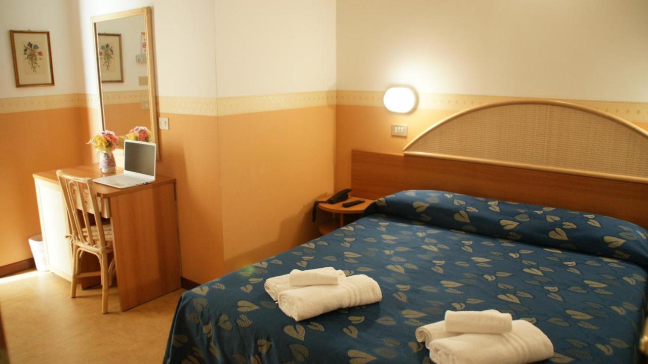 Hotel Verudella Rimini Dış mekan fotoğraf
