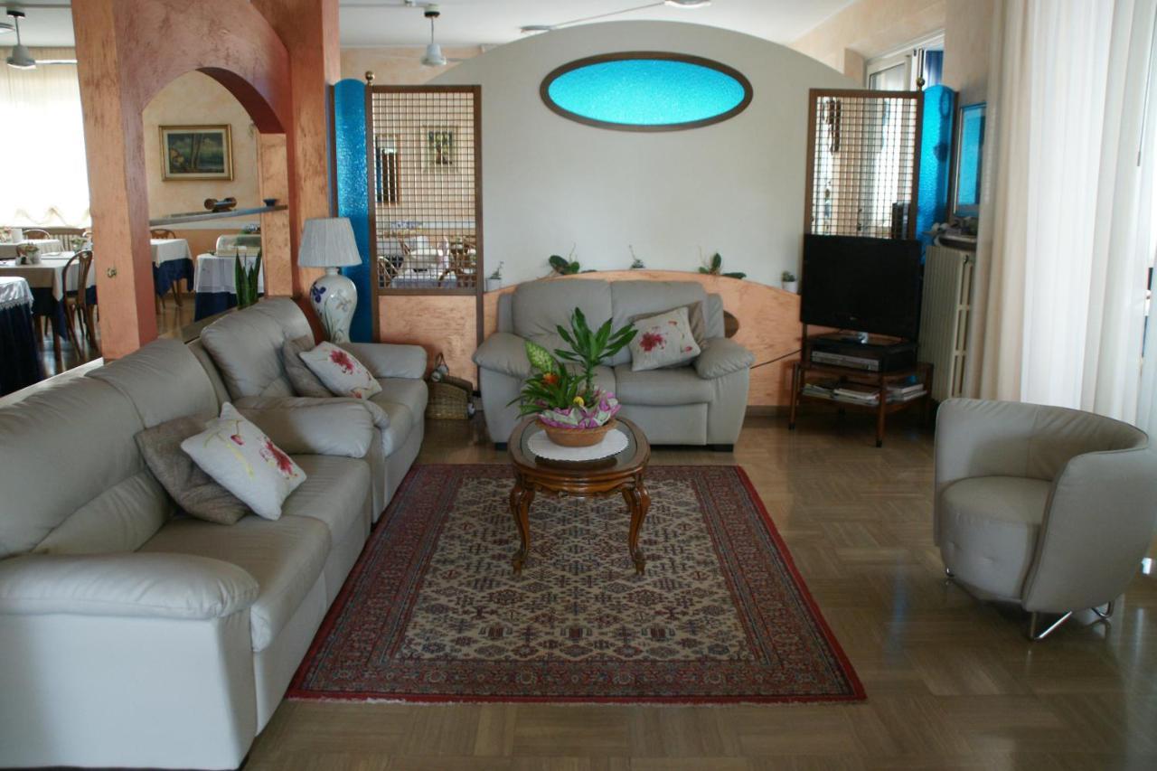 Hotel Verudella Rimini Dış mekan fotoğraf